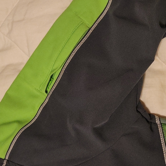 Nike jacket - Picture 3 of 4